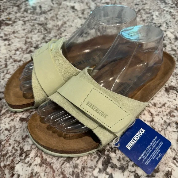 Birkenstock Sandals π - Picture 11 of 14